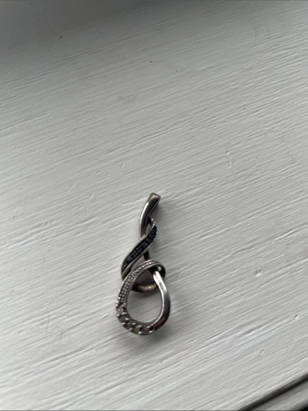 Sterling SilverTwisted Loop Pendant